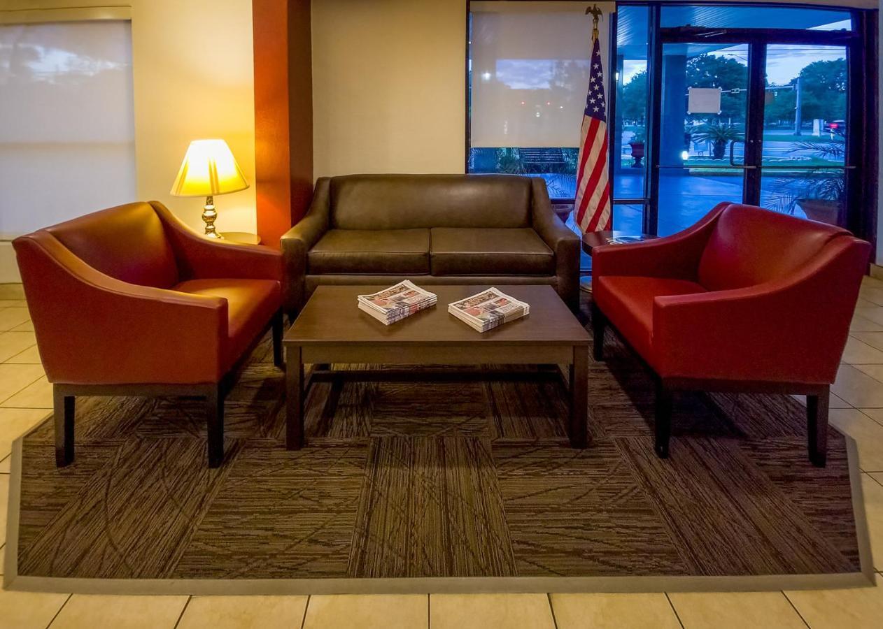 Red Roof Inn Tallahassee East Экстерьер фото