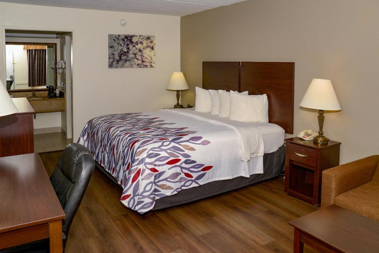 Red Roof Inn Tallahassee East Экстерьер фото
